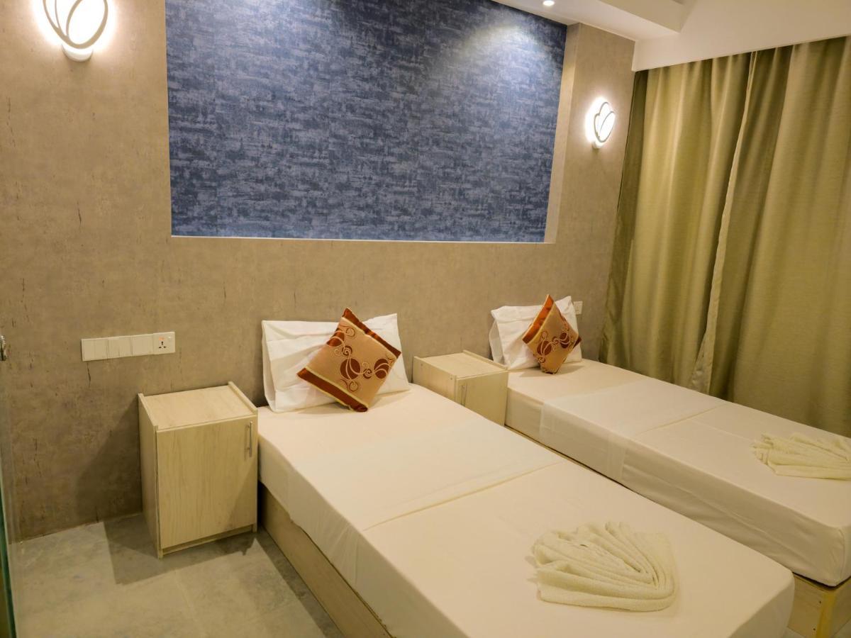Arora View Hotel Maafushi Buitenkant foto